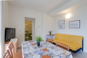 Living and dining room