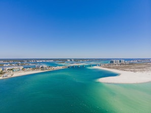 Perfect view of our location on the corner of the Perdido Pass and Gulf