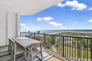 Breathtaking view of the Perdido Pass and Gulf! Watch the boats go by all day!