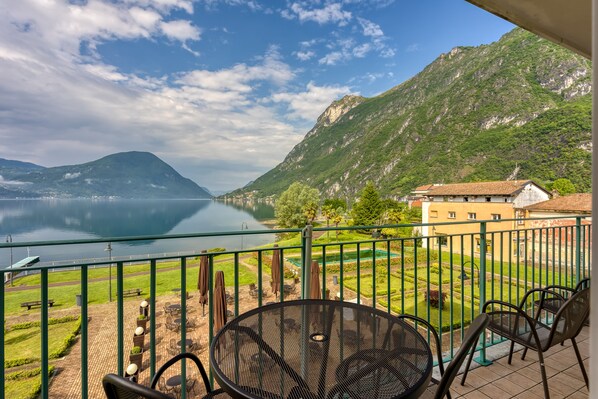 Lake View