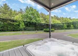 Coggeshall Lodge Pet - The Essex Country Club, Earls Colne, Colchester