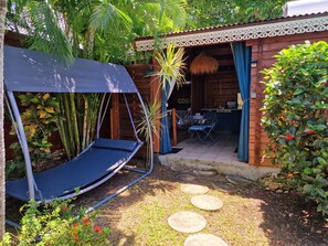 屋外ダイニングエリア