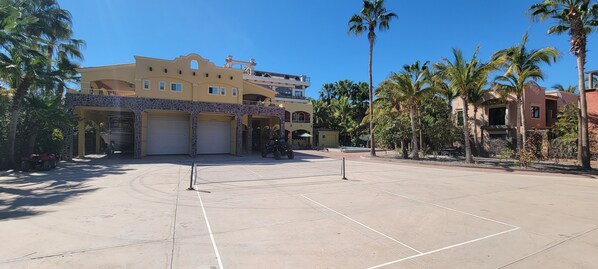 Pickle ball court 