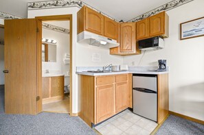 Super convenient Kitchenette comes in handy & is well-stocked.