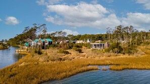 Tucked on the water's edge in Piney Island with incredible Views!