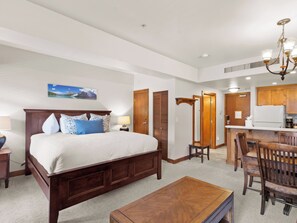 King Bed