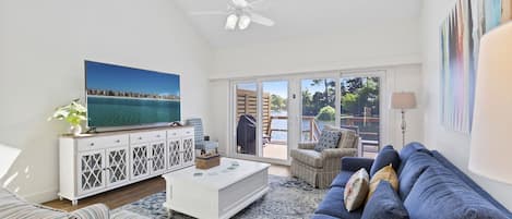 23-Beachwalk-Villas-5201-Living