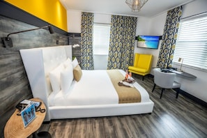 Double size bed, large and oh so comfortable!