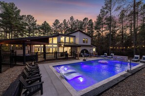 Make a splash in our brand new 16x34 pool with heating option! Lounge on the tanning ledge with bubblers, enjoy the waterfall, or dive into a volleyball match with volleyball net included!