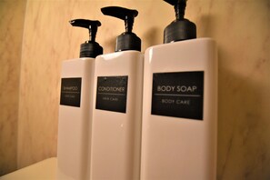 Bathroom amenities