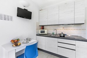 Kitchen and dining area