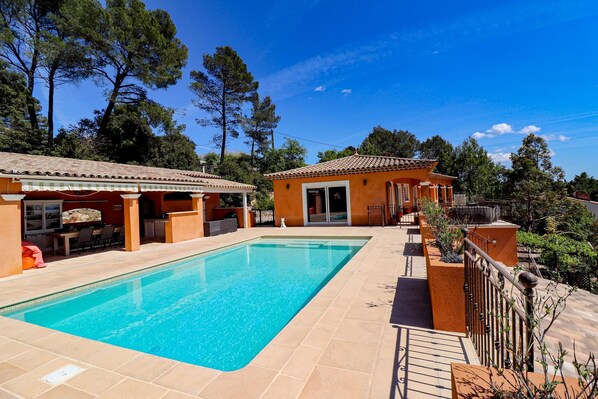 Piscine maison de vacances