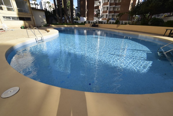 Apartamentos Karola Benidorm, 2 quartos piscina Levante praia verão, família, crianças