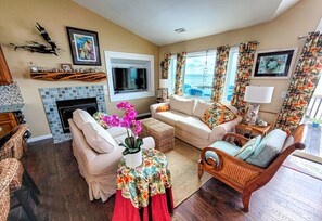 2506 S Shore Dr (Dolphins Den [Int. Ext.]) - watermarked-11