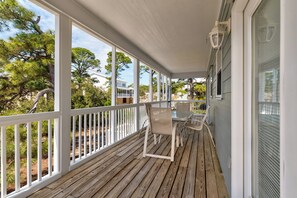 Heels in the Sand Back Porch Dining Dauphin Island