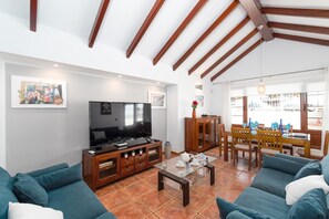 Villa Breezes image