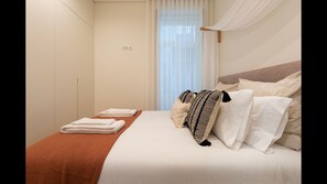 The bedroom comes with closet space and cozy linen. #cozy #sleep #lovelystay