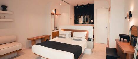 Amazing Santorini Suite | Exclusive Junior Suite | 1 Bedroom | Wonderful Caldera Sunset & Sea Views with Jacuzzi | Oia