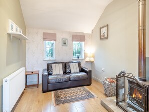Open plan living space | Walnut Cottage - The Pentney Abbey Estate, Pentney, King’s Lynn
