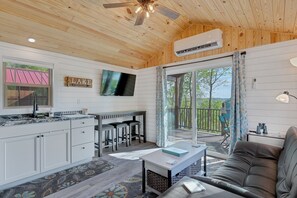 Country Cabin living space