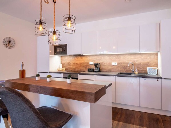 Brown, Countertop, Property, Tap, Cabinetry, Furniture, Sink, Wood, Table, Plumbing Fixture