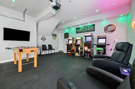 Spielezimmer