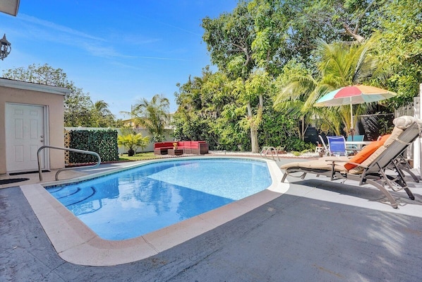 Come home to this gorgeous outdoor oasis right in your own backyard 