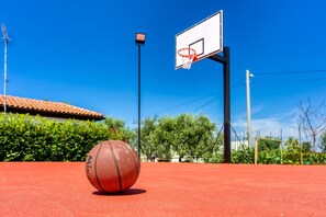 Sport court