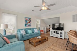 L24: Always Chill | Top Level Living Area