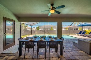 Outdoor dining