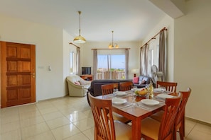 Villa Camelia image