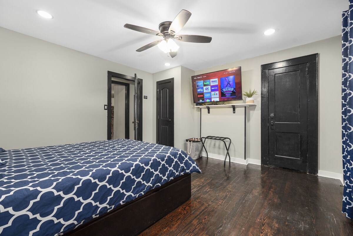 Modern Bungalow near River, CLT & Belmont Abbey