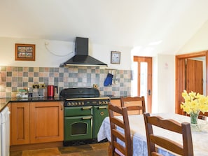 Kitchen/diner | Hunters Lodge, Scruton, near Northallerton