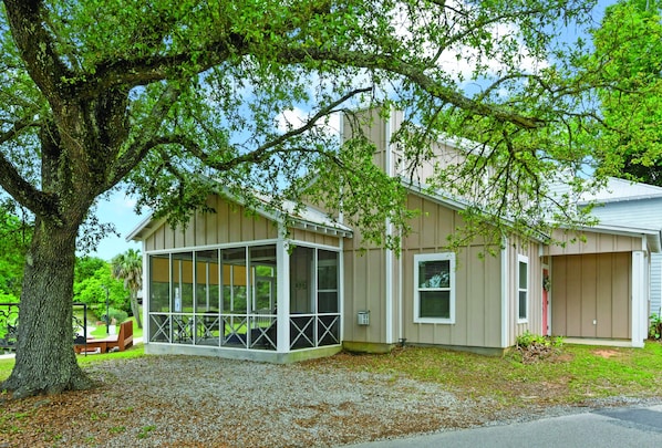 Parkland cottage cover-01