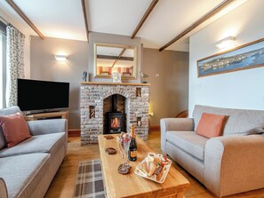 Living room | Nobles Cottage - Whitby Cottages, Whitby