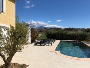 La piscine et sa plage 