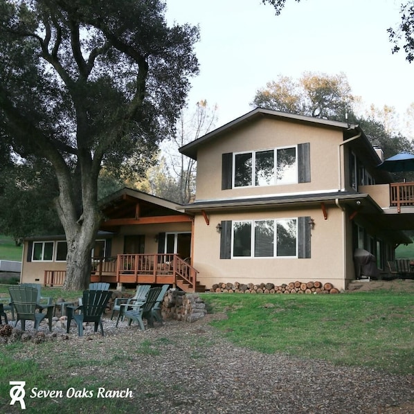 Seven Oaks Ranch Oak House (723)