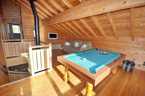 Spielezimmer
