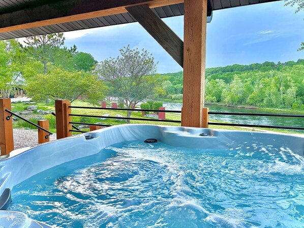 Your private Hot Tub with a great view!