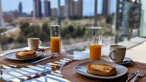 Breakfast meal