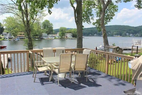 Main deck