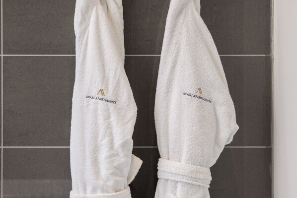 Bathroom amenities