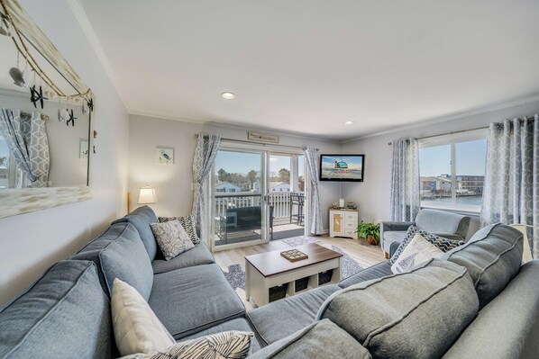 Welcome to Newport Bay 5!
