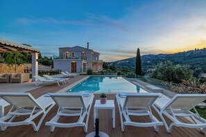 Villa Tila image