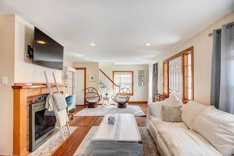 Portsmouth Vacation Rental | 3BR | 2BA | 2,000 Sq Ft | Stairs Required
