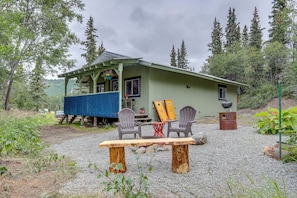 Property Exterior | Gravel Driveway (2 Vehicles) | RV/Trailer Parking Allowed