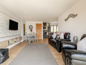 Living area | Honey Bee - Honeyhill Farm Cottages, Tytherleigh, near Axminster