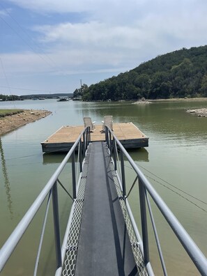 Swim dock