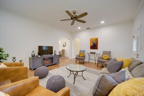 Living Area | Smart TV | Electric Fireplace | Queen Sleeper Sofa