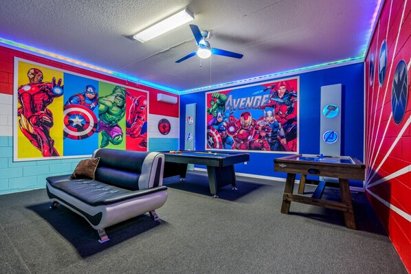 Spielezimmer